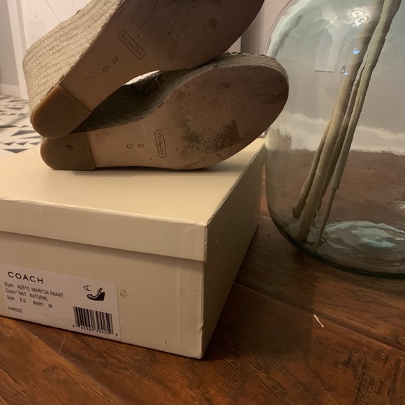 Coach Wedge Snake EUC - Picture 8 of 8